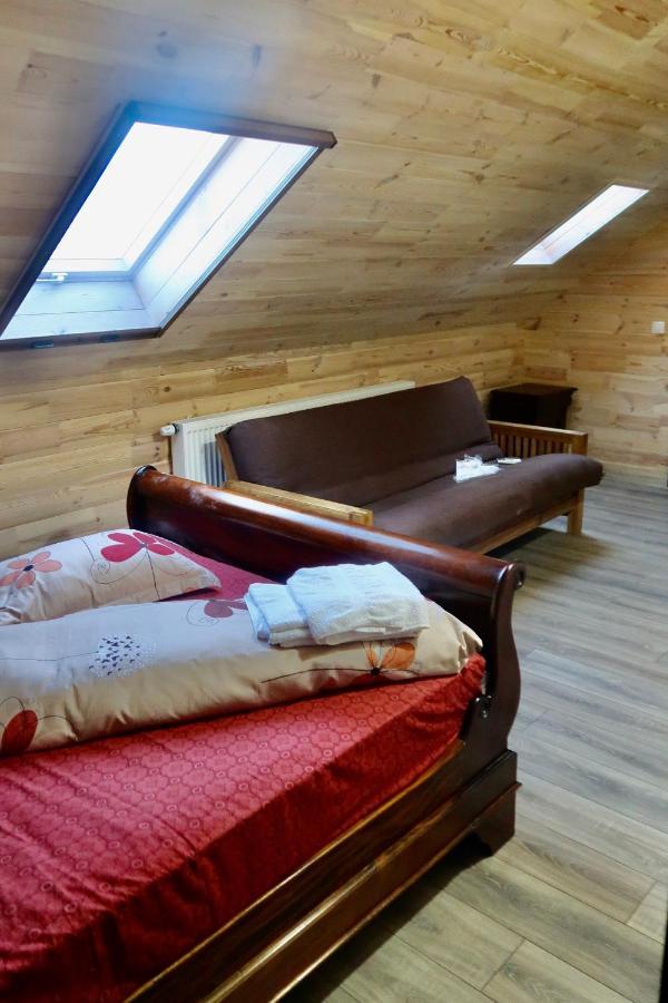 Отель Casa Pop Сэпынца Экстерьер фото
